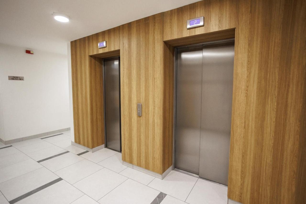 Art Apartamenty II Basen & Spa W Centrum Z Balkonem, Faktura Vat Lublin Exterior photo